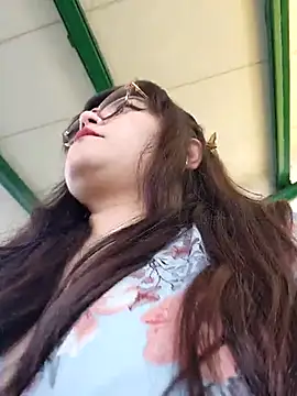 Sakura 0505 online show from March 7, 2025, 8:00 pm