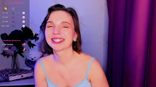 KindHazelHere  online show from December 20, 2025, 4:37 am