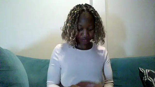 Snapshot of Hardnipples8 chatting on May 13, 2026, 11:12 pm Hardnipples8 online show from May 13, 2026, 11:12 pm