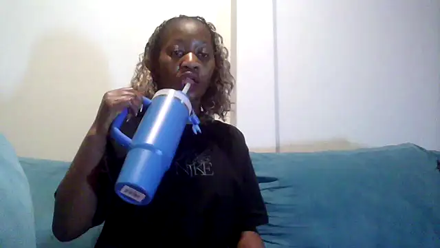 Snapshot of Hardnipples8 chatting on May 27, 2026, 3:03 am Hardnipples8 online show from May 27, 2026, 3:03 am