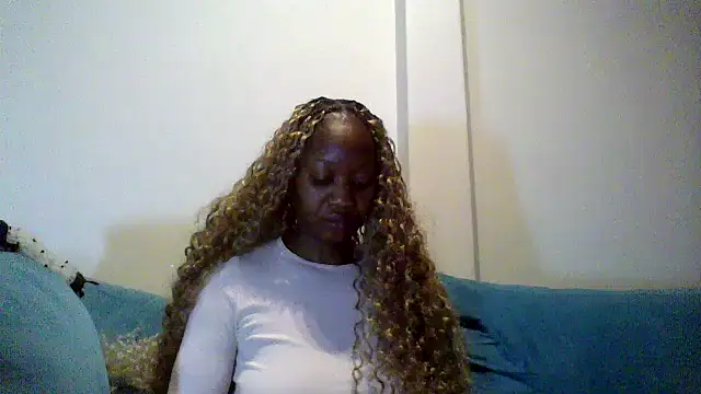 Snapshot of Hardnipples8 chatting on May 3, 2026, 3:44 am Hardnipples8 online show from May 3, 2026, 3:44 am