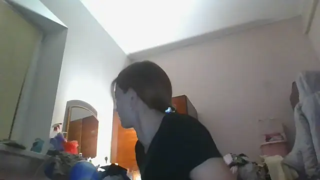 ShawnaAdams online show from October 14, 2025, 4:07 pm