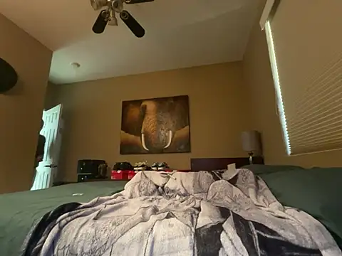 Bwcjoshbanks online show from March 17, 2025, 10:40 pm