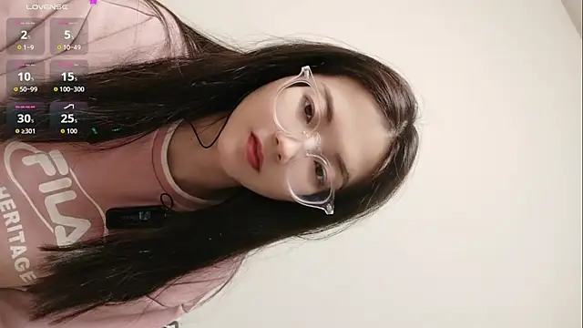 Lu Nana online show from March 3, 2026, 10:33 am