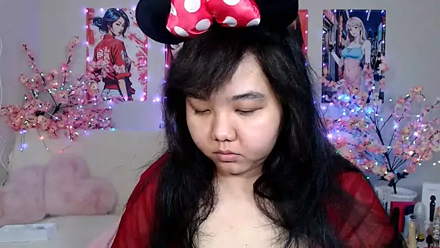 Moertomlly online show from April 9, 2026, 4:36 am