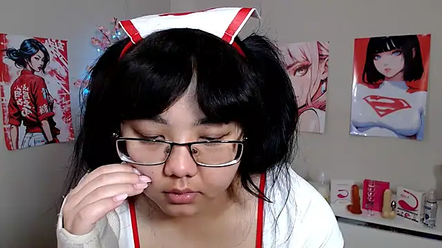 Snapshot of Moertomlly chatting on November 11, 2025, 4:29 am Moertomlly online show from November 11, 2025, 4:29 am