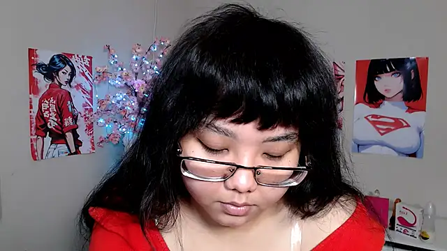 Snapshot of Moertomlly chatting on September 18, 2025, 4:37 am Moertomlly online show from September 18, 2025, 4:37 am