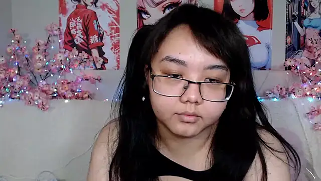 Snapshot of Moertomlly chatting on June 21, 2026, 3:01 am Moertomlly online show from June 21, 2026, 3:01 am