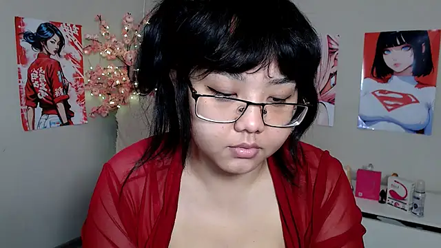 Snapshot of Moertomlly chatting on October 7, 2025, 4:24 am Moertomlly online show from October 7, 2025, 4:24 am