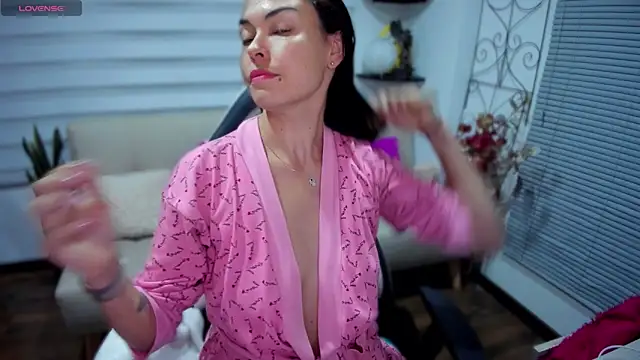 Lunlunera online show from February 7, 2026, 1:35 am