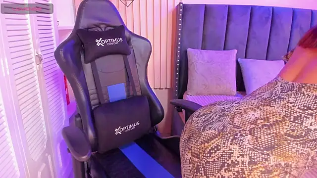 Snapshot of ashlye_miller_ chatting on March 1, 2025, 4:04 am ashlye miller online show from March 1, 2025, 4:04 am