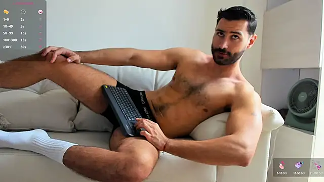 Mateoking   online show from September 15, 2025, 5:35 pm