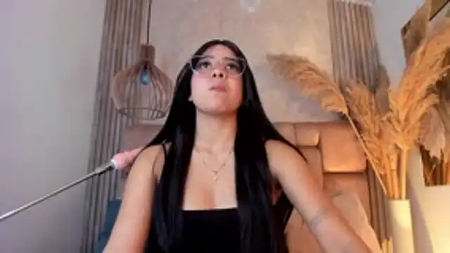 AnnyLopezz  online show from February 8, 2026, 5:16 am