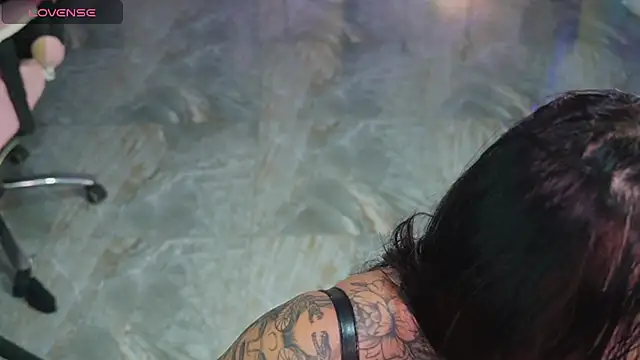 isa red hair online show from March 21, 2026, 12:23 am