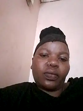 pretty-donna online show from November 9, 2025, 6:39 am