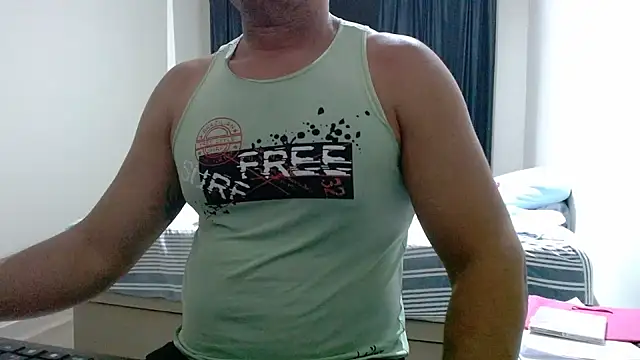 danilostorm7 online show from September 29, 2025, 12:17 am