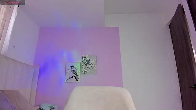 Mhia palmer online show from October 25, 2025, 1:23 pm