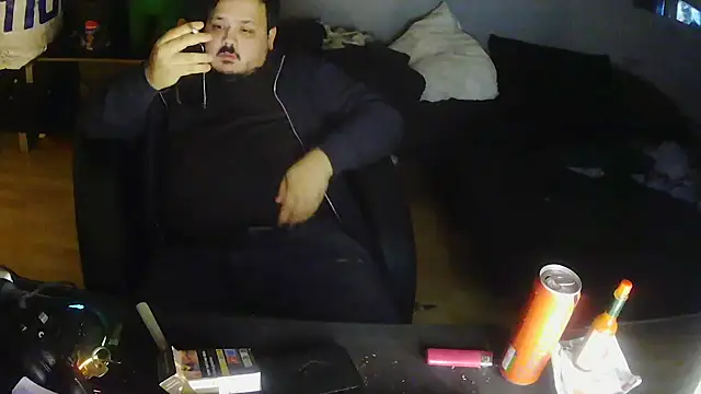 Bebemickey75 online show from November 9, 2025, 12:03 am