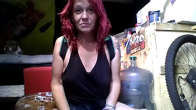 spundarella420 online show from November 24, 2025, 5:57 pm