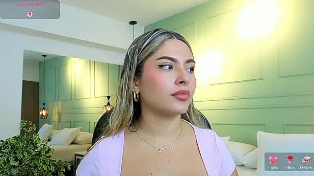 kataliina   online show from September 23, 2025, 11:50 am