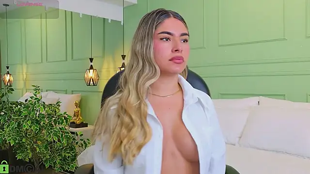 kataliina   online show from March 16, 2026, 11:58 am