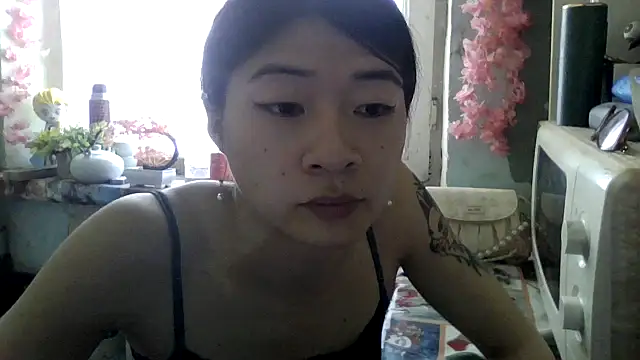 CarlyJoy online show from May 17, 2026, 11:32 am