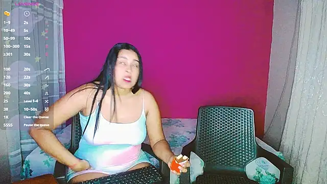 Snapshot of violeta_rous chatting on February 14, 2025, 6:02 am violeta rous online show from February 14, 2025, 6:02 am