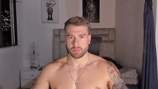 paul rogerr online show from October 15, 2025, 2:32 am