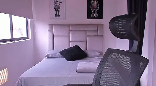 paul rogerr online show from March 10, 2025, 5:39 pm