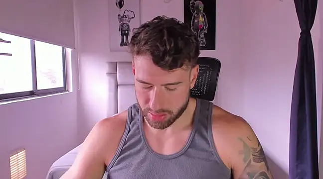 paul rogerr online show from March 14, 2025, 3:36 pm