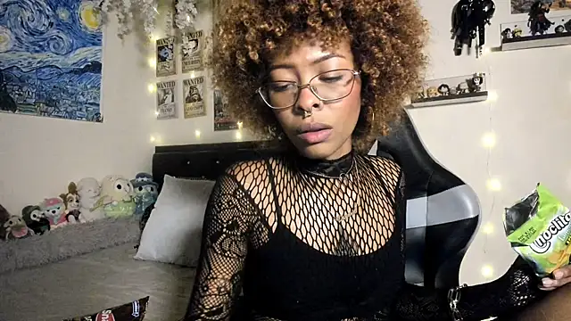 Snapshot of Cristal_Jonas@xh chatting on October 13, 2025, 4:36 am Cristal Jonasxh online show from October 13, 2025, 4:36 am