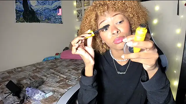 Snapshot of Cristal_Jonas@xh chatting on February 17, 2025, 4:31 am Cristal Jonasxh online show from February 17, 2025, 4:31 am