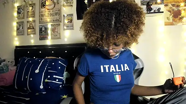 Snapshot of Cristal_Jonas@xh chatting on October 17, 2025, 5:22 am Cristal Jonasxh online show from October 17, 2025, 5:22 am