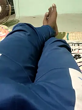 SILENT FUCKER 01 online show from February 19, 2025, 3:05 pm