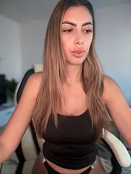 Flower Pow3r online show from September 19, 2025, 5:11 am