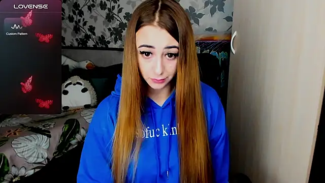 Snapshot of weakness4u chatting on March 7, 2025, 2:25 am weakness4u online show from March 7, 2025, 2:25 am