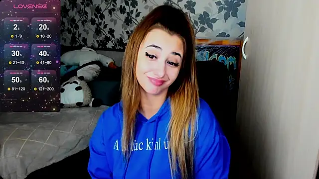 Snapshot of weakness4u chatting on December 7, 2024, 8:49 am weakness4u online show from December 7, 2024, 8:49 am