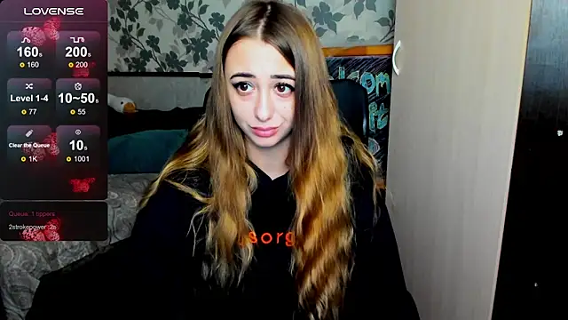 Snapshot of weakness4u chatting on November 14, 2025, 3:32 am weakness4u online show from November 14, 2025, 3:32 am