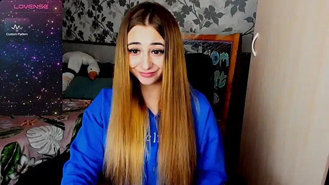 Snapshot of weakness4u chatting on February 26, 2025, 5:13 am weakness4u online show from February 26, 2025, 5:13 am