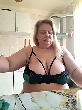 AriannaMilf online show from September 30, 2025, 7:47 am