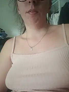 Snapshot of bruna_safadinhaa chatting on July 18, 2026, 1:30 pm bruna safadinhaa online show from July 18, 2026, 1:30 pm
