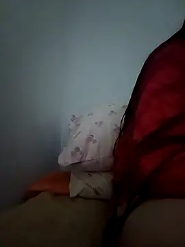 Snapshot of bruna_safadinhaa chatting on November 26, 2025, 5:02 pm bruna safadinhaa online show from November 26, 2025, 5:02 pm