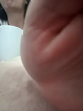 Snapshot of bruna_safadinhaa chatting on October 3, 2025, 3:24 pm bruna safadinhaa online show from October 3, 2025, 3:24 pm