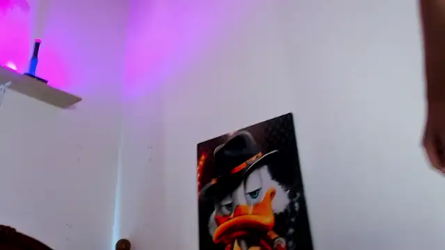 Juan Castano online show from September 15, 2025, 10:37 am