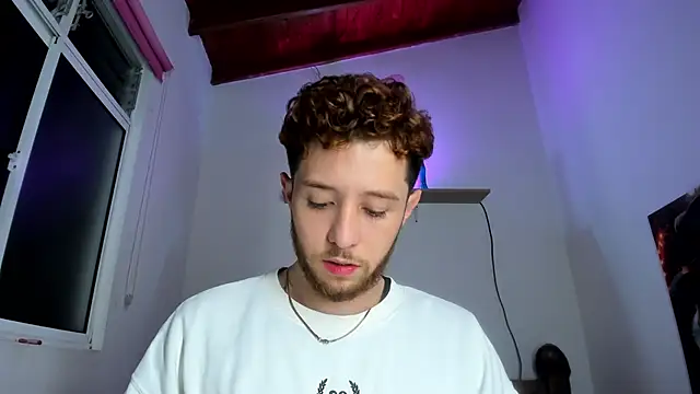 Juan Castano online show from October 29, 2025, 8:13 am