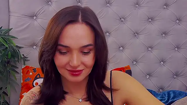 Snapshot of MeIisaLove chatting on October 11, 2025, 7:04 pm MeIisaLove online show from October 11, 2025, 7:04 pm