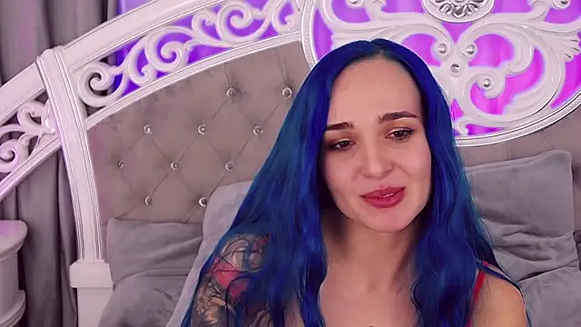 Snapshot of MeIisaLove chatting on March 14, 2025, 11:32 pm MeIisaLove online show from March 14, 2025, 11:32 pm