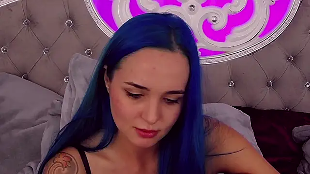 Snapshot of MeIisaLove chatting on March 15, 2025, 7:27 pm MeIisaLove online show from March 15, 2025, 7:27 pm