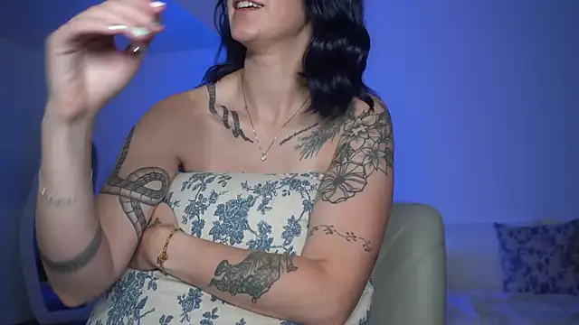 greydesire online show from October 10, 2025, 2:07 pm