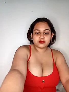 bumblebeegirl online show from February 11, 2025, 9:14 pm